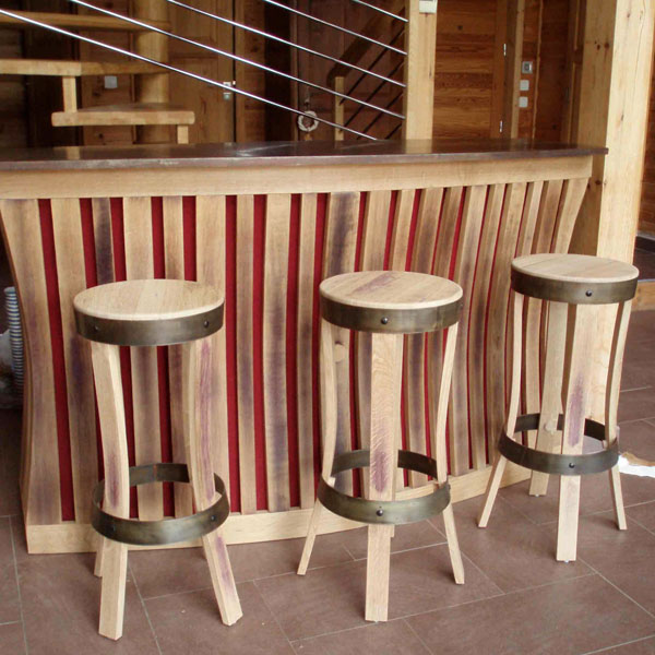 comptoir-baravin-vue-ext-scaled Tabourets de bar pour Carnotzet